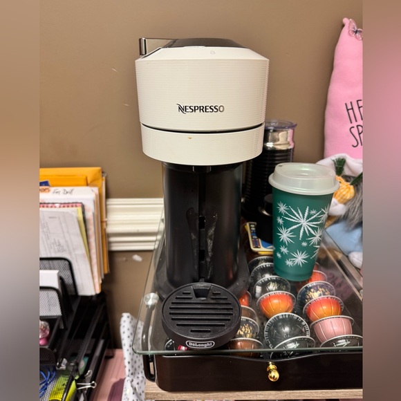 Nespresso Vertuo Next Black and White SOLD - Picture 1 of 4